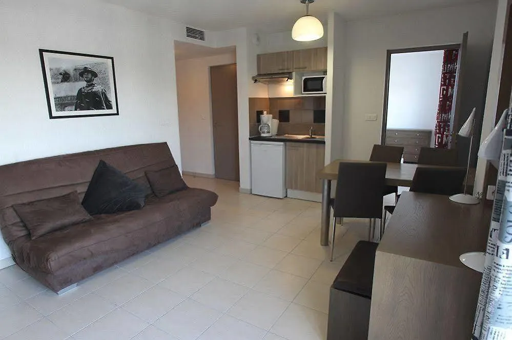 Hotel Zenitude Hôtel-Résidences Le Maestria Antibes
